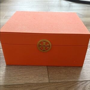 Tory Burch jewelry Box with Gold Emblem